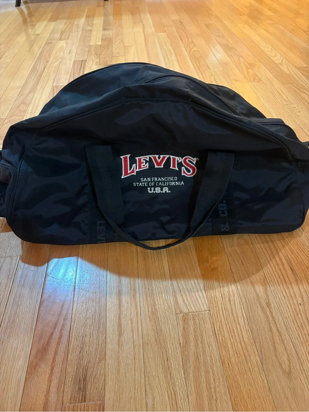 Vintage Levis Duffle Bag Black Gym Travel Weekender Carry On Adjustable Strap
